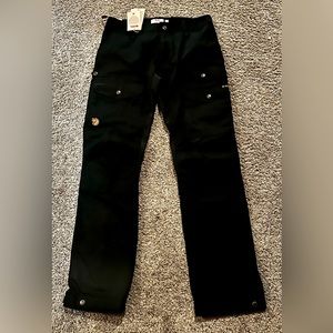 NWT Fjallraven Vidda Pro Ventilated Trekking Pants in Men’s 32x34